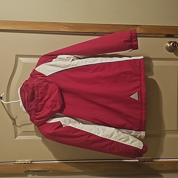 L.L. Bean girls 14/16 winter jacket with hood - Picture 6 of 7